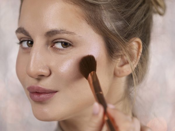 Iluminador: Segredos para um Glow Natural no Rosto